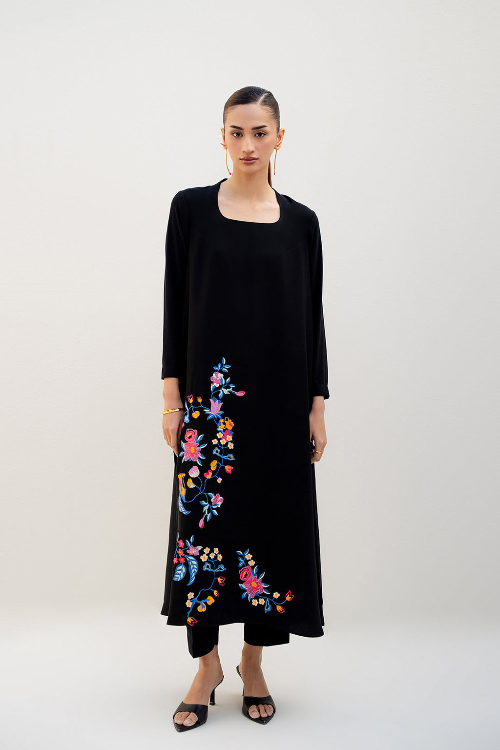 Kuhar Dress