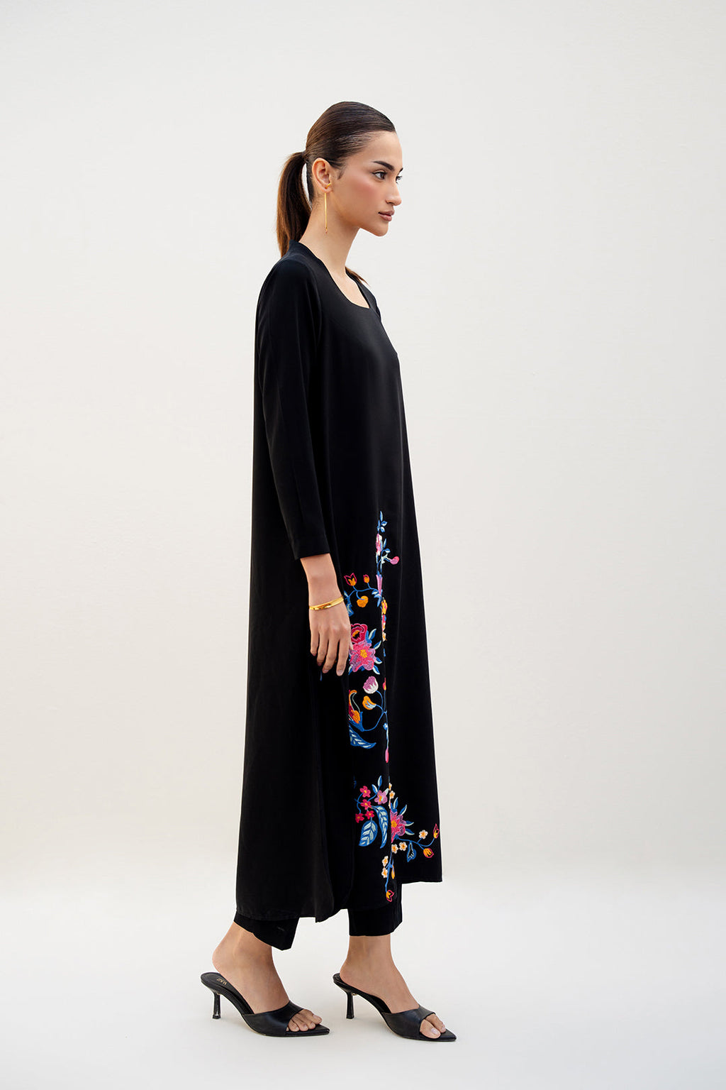 Kuhar Dress